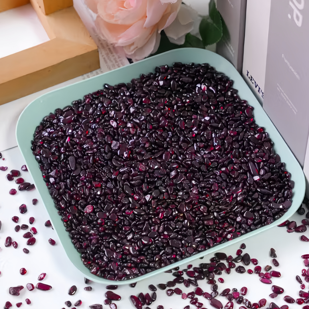 Natural Garnet Crushed Stone,  – обзор и цена Aquarium Fish Guppy